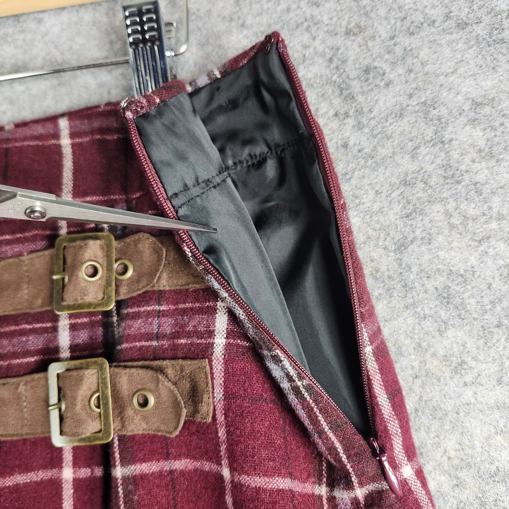 Aventura Plaid Mini Skirt Women 8 Burgundy Wool Blend Buckle Wrap A-Line - Picture 8 of 14
